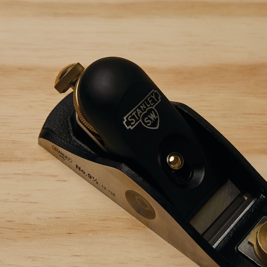 Iron blade feature of Number 9 and half sweetheart block plane.