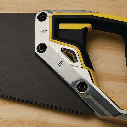 45 degrees and 90 degrees blade marking for easy measurement feature in 15 inch fatmax tri material hand saw.