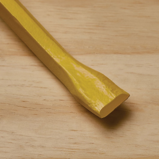 Beveled end feature of 18 inch forged hexagonal steel ripping bar.