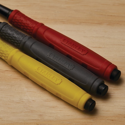 Bi material grip is slip resistant feature of 3 piece cushion grip nail set.