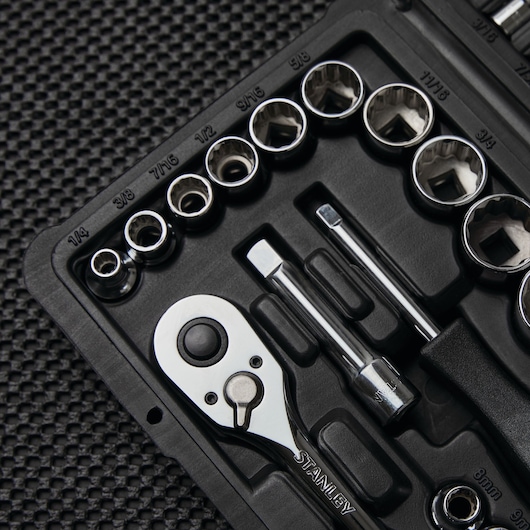 68 pc Mechanic's Tool Set