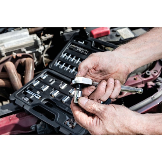 60 pc Mechanic's Tool Set