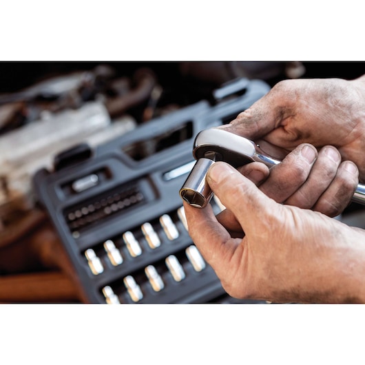 60 pc Mechanic's Tool Set