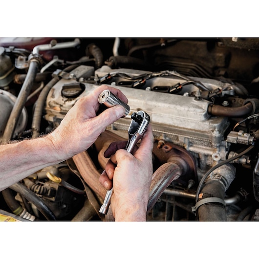 3 pc Universal Socket & Accessory Set